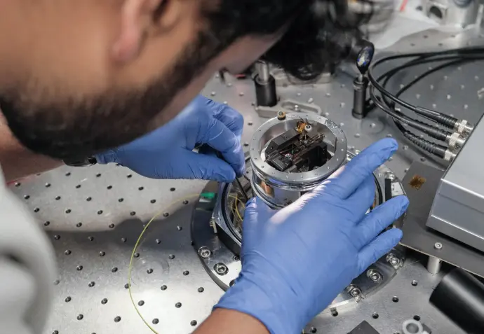 Comprehensive support for cavity experiments, including parameter optimization, simulations, troubleshooting, and hands-on technical assistance.